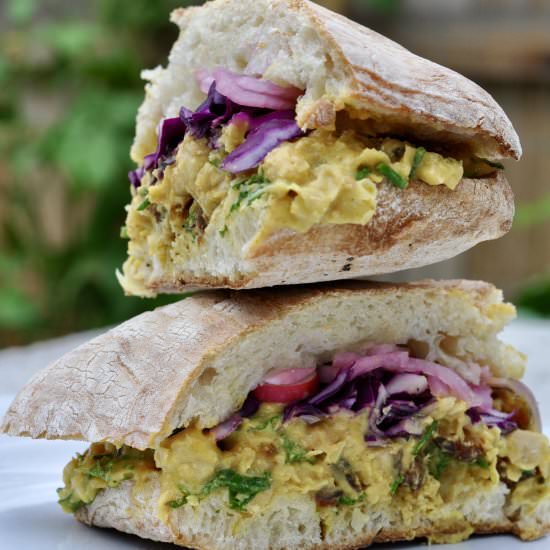 Chickpea Curry Sandwich - Recipe photo by bowlofyum