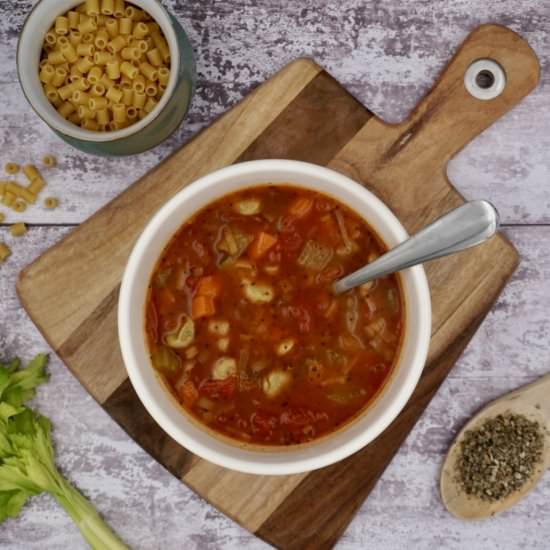Vegetarian minestrone soup - Recipe photo by Veggie Ideas