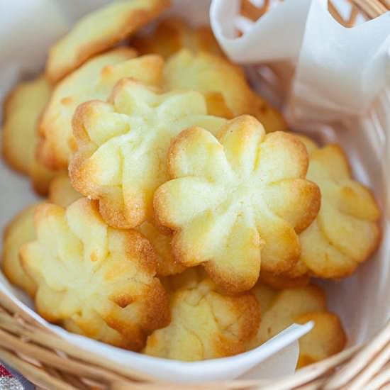 Danish Butter Cookies - Recipe photo by rasamalaysia