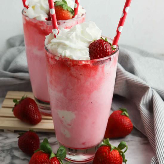 Strawberry and Cream Floats - Recipe photo by bklynactivemama