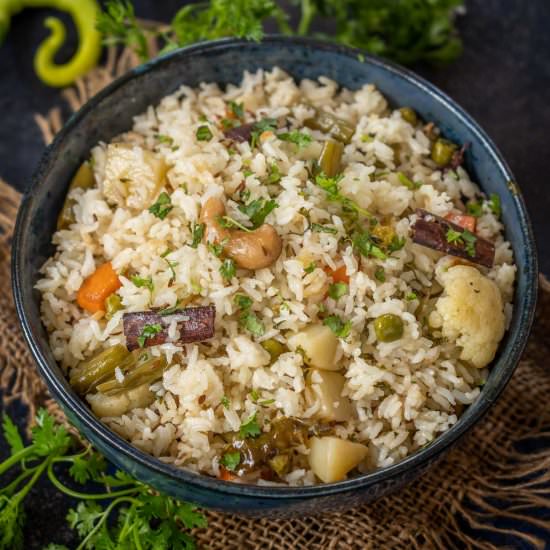Bengali Veg Pulao - Recipe photo by Whiskaffair