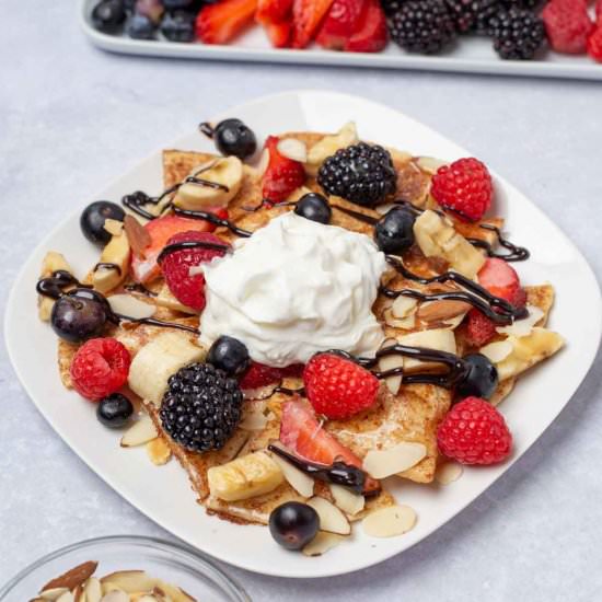 The Best Mixed Berry Dessert Nachos - Recipe photo by bklynactivemama
