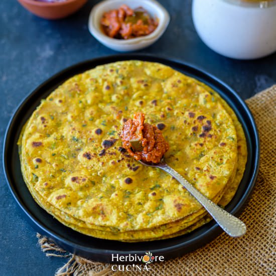 Gujarati Methi Thepla - Recipe photo by Herbivore Cucina