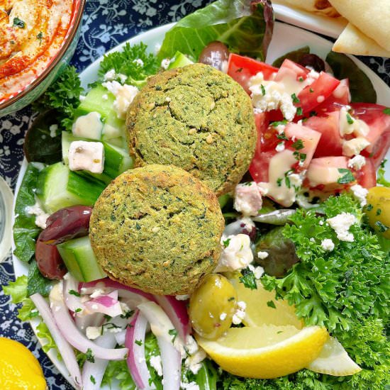 Air Fryer Falafel - Recipe photo by Foodtastic Mom