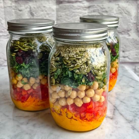 Kale Salad with Chickpeas Mason Jar - Recipe photo by Nisha Melvani