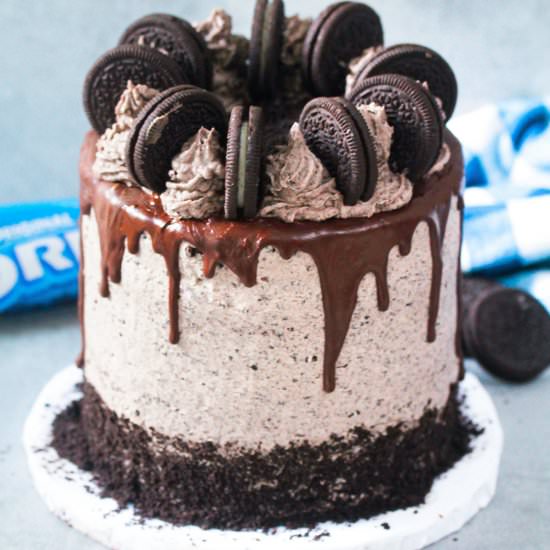 Oreo Drip Cake - Recipe photo by Simshomekitchen