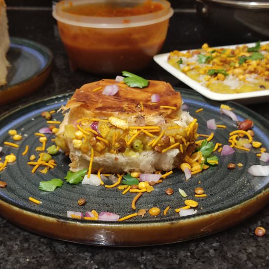 Dabeli Recipe - Recipe photo by Deeksha