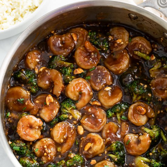 Honey Garlic Shrimp - Recipe photo by TheCozyCook