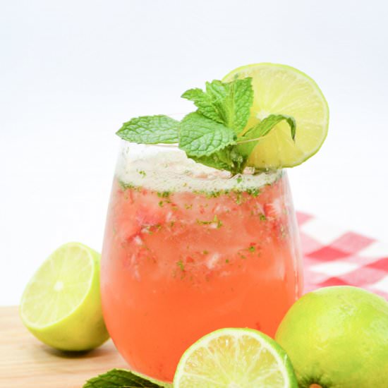 Strawberry Mojito - Recipe photo by BakingBeauty