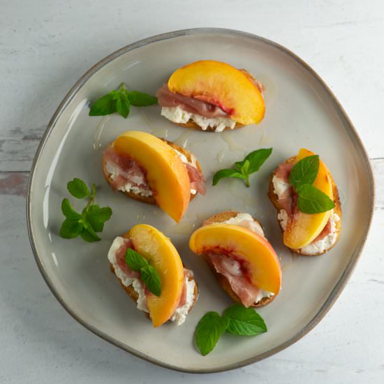 Peach Ricotta Crostini! - Recipe photo by Framed Cooks