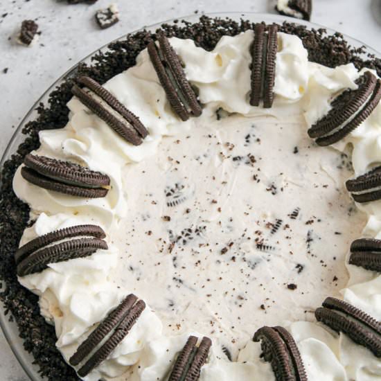 Oreo Pie - Recipe photo by simplyscrumptiouseats