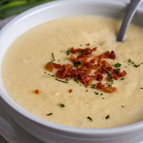 Cheesy Cauliflower Soup - Recipe photo by simplyscrumptiouseats