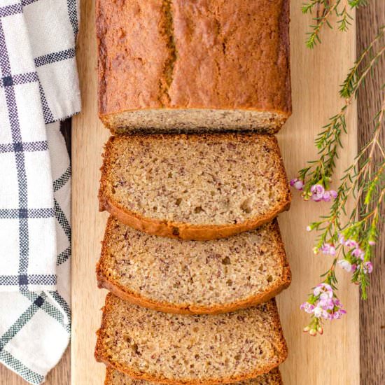 Easy One Bowl Banana Bread - Recipe photo by whippeditup