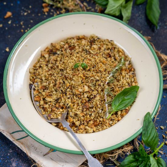 Pangrattato - Recipe photo by Whiskaffair