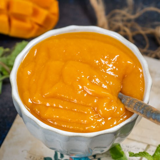Mango Coulis - Recipe photo by Whiskaffair