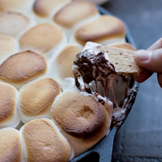 Skillet S’Mores Dip - Recipe photo by farmflavor
