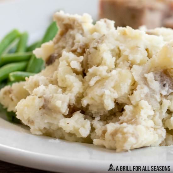 Smoked Mashed Potatoes - Recipe photo by a grill for all seasons
