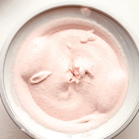 KitchenAid Strawberry Ice Cream - Recipe photo by suebeehomemaker