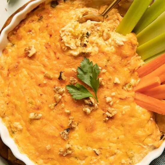 Healthy Buffalo Chicken Dip - Recipe photo by Jar Of Lemons