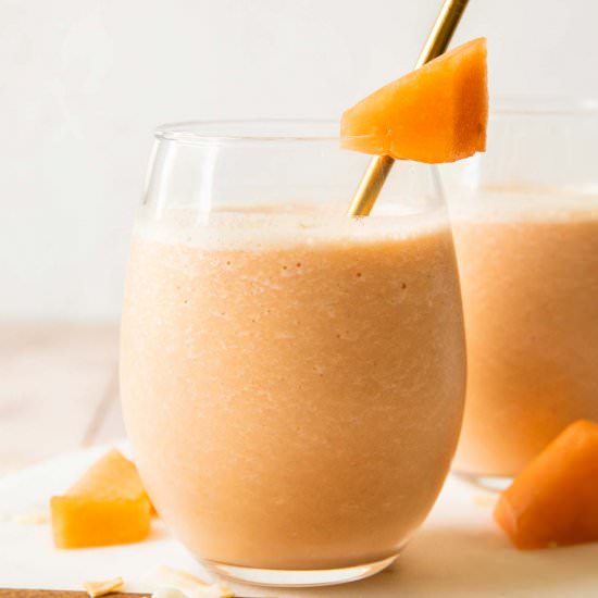 Cantaloupe Smoothie Recipe - Recipe photo by Jar Of Lemons