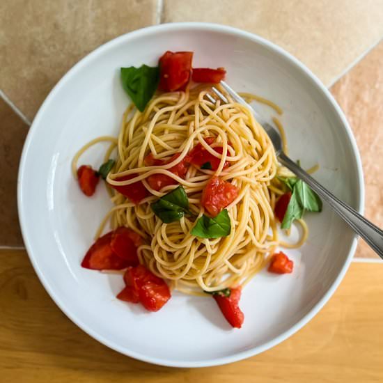 Bruschetta Pasta - Recipe photo by Lisa G Cooks