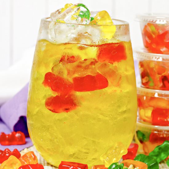 Boozy Gummy Bear Cocktail - Recipe photo by BakingBeauty