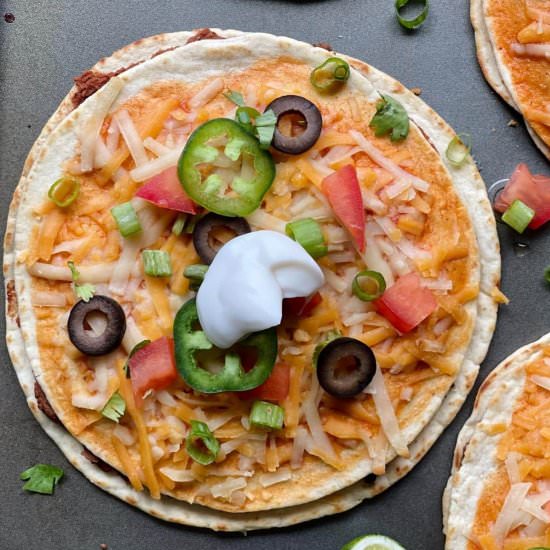 Vegan Mexican Pizza - Recipe photo by serenetrail