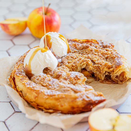 Apple Crumble Filo Pie - Recipe photo by spicyicecream