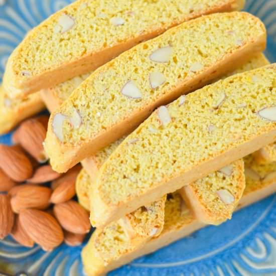 Lemon Almond Biscotti - Recipe photo by lucismorsels