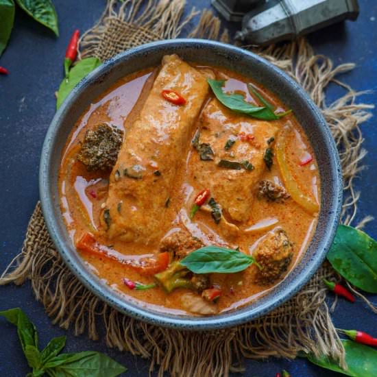 Salmon Panang Curry - Recipe photo by Whiskaffair