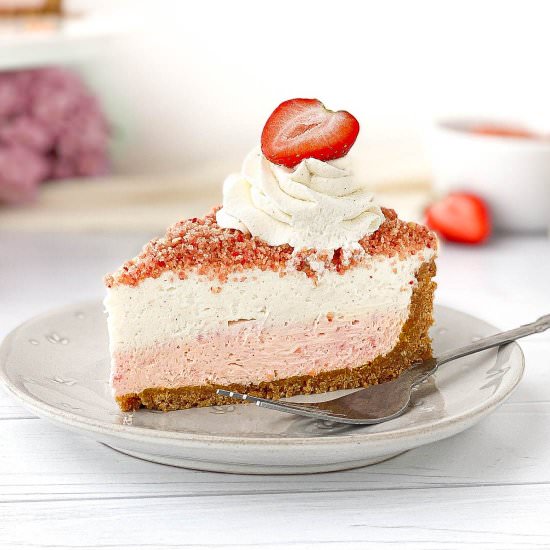 Strawberry Crunch Cheesecake - Recipe photo by live to sweet