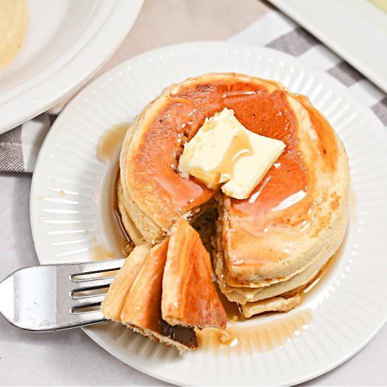 KETO PROTEIN PANCAKES - Recipe photo by Stylish Cravings