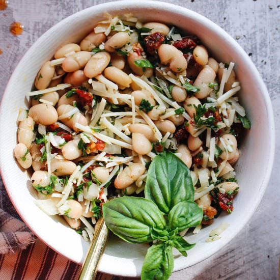 Tuscan White Bean Salad - Recipe photo by thefigjar