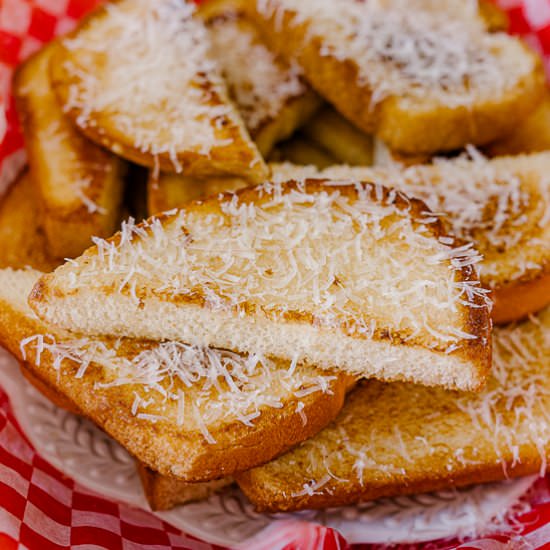 Pan-Fried Toast with Balsamic - Recipe photo by House of Elyn Ryn
