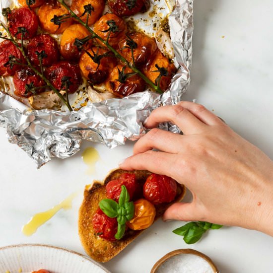 Air Fryer Roasted Tomatoes - Recipe photo by theveganlarder