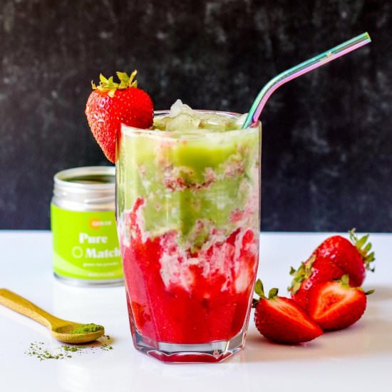 Strawberry Matcha Latte - Recipe photo by amykatz