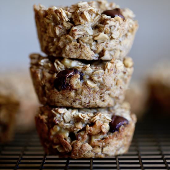 Vegan Baked Oatmeal Cups - Recipe photo by theconscientiouseater