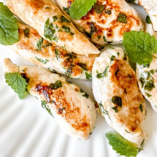 Lemon balm chicken - Recipe photo by Low Histamine Kitchen