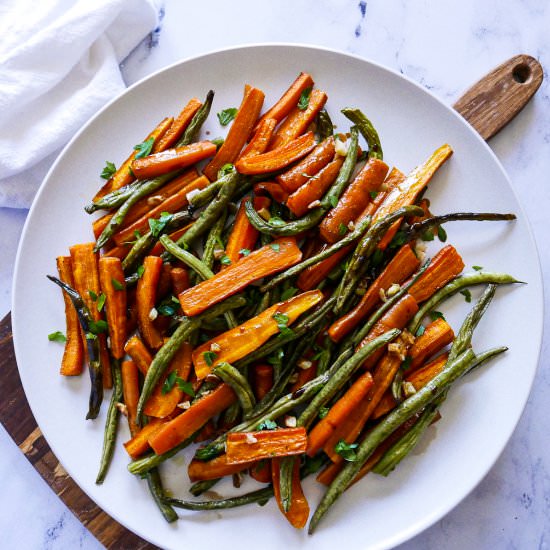 Roasted Carrots & Green Beans - Recipe photo by gastronotherapy