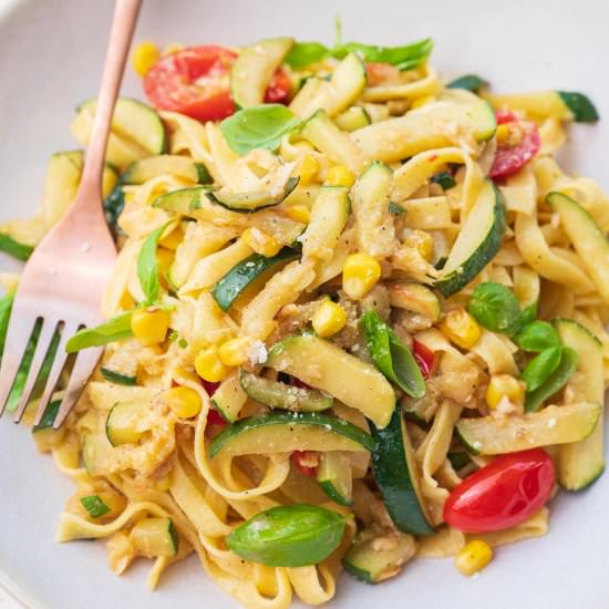 zucchini pasta - Recipe photo by everyday-delicious.com