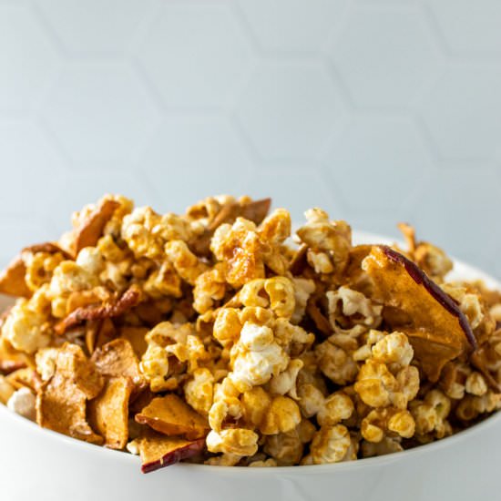 Caramel Apple Popcorn - Recipe photo by One Hot Oven