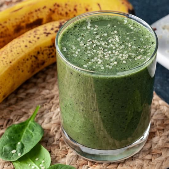 Green Smoothie that Tastes like Ice - Recipe photo by cleanfooddirtygirl
