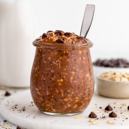 Chocolate Overnight Oats - Recipe photo by purelykaylie