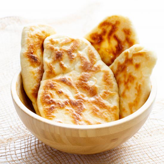 Naan bread - Recipe photo by mecooks.com