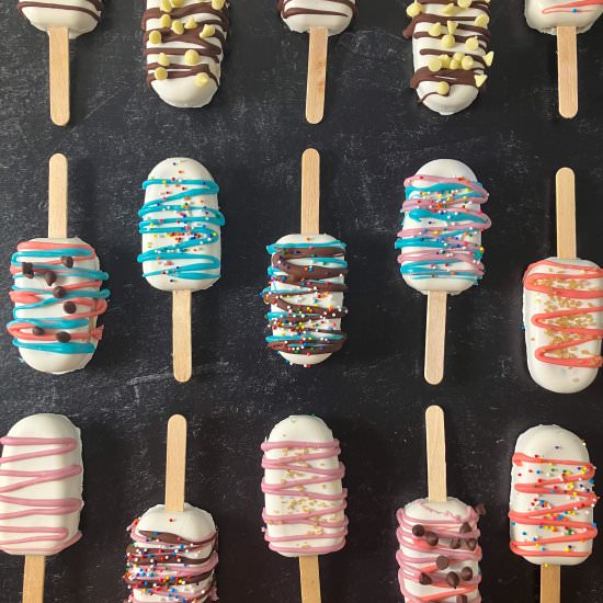 Cakesicles Cake Pops - Recipe photo by summeryule.com