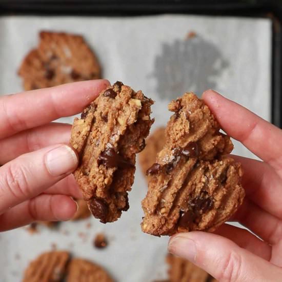 Peanut Butter Choc Chip Cookies - Recipe photo by theveganlarder