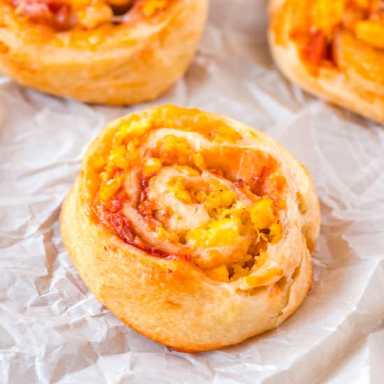 Breakfast Rolls - Recipe photo by EasyBudgetRecipes