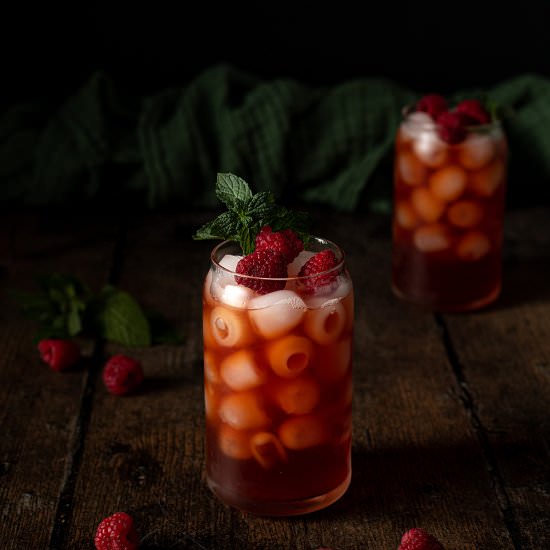 Raspberry Iced Tea - Recipe photo by anerdcooks