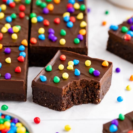 No-Bake Vegan Cosmic Brownies - Recipe photo by purelykaylie