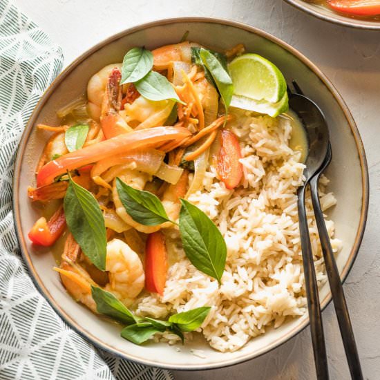 Thai Green Curry with Shrimp - Recipe photo by nourishandfete